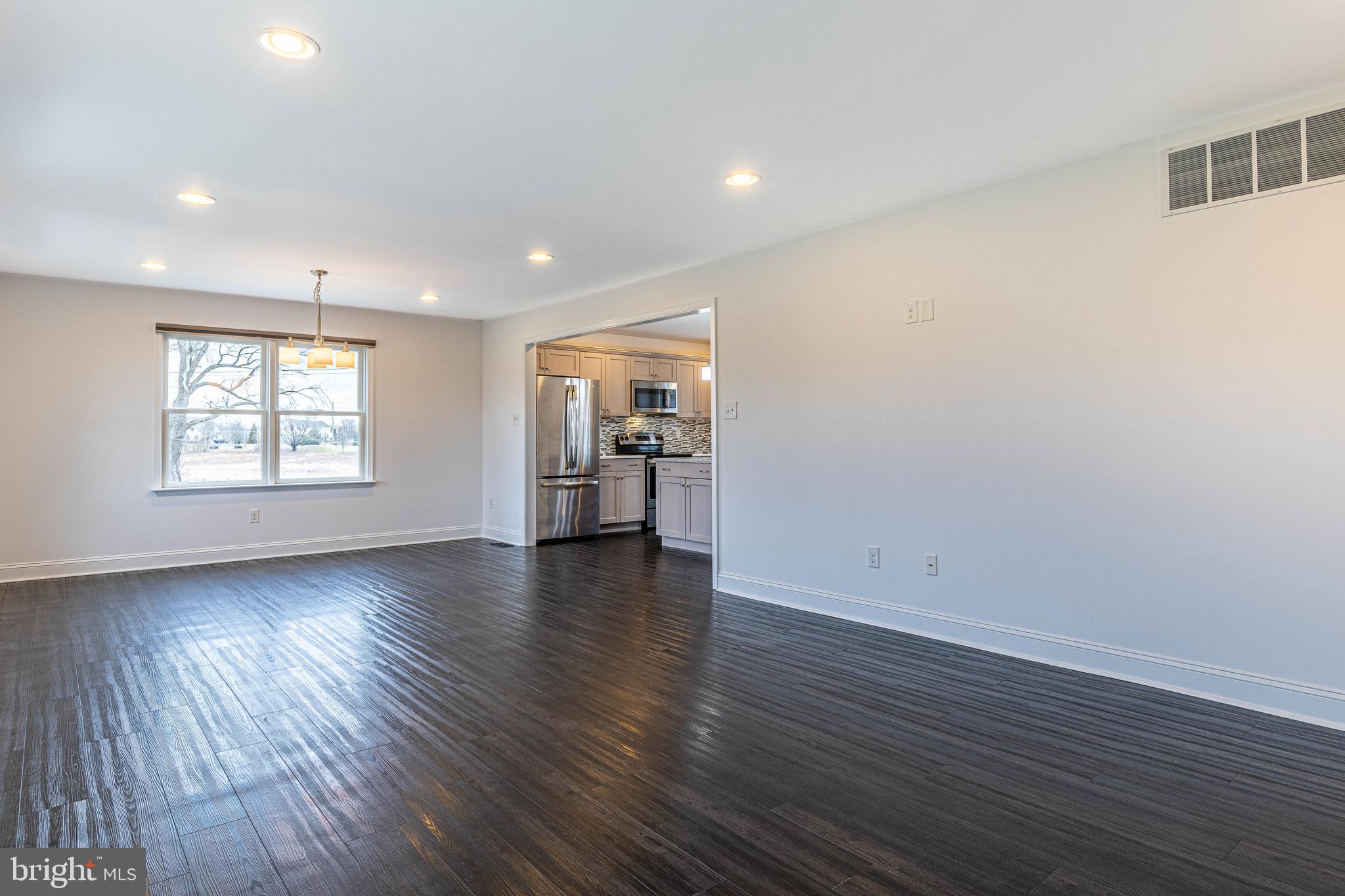 413 Red Lion Road Southampton, NJ 08088 - Photo 8 of 28