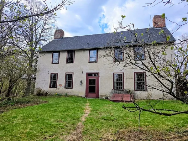 $825,000 | 790 East Broadway, Haverhill, MA 01830