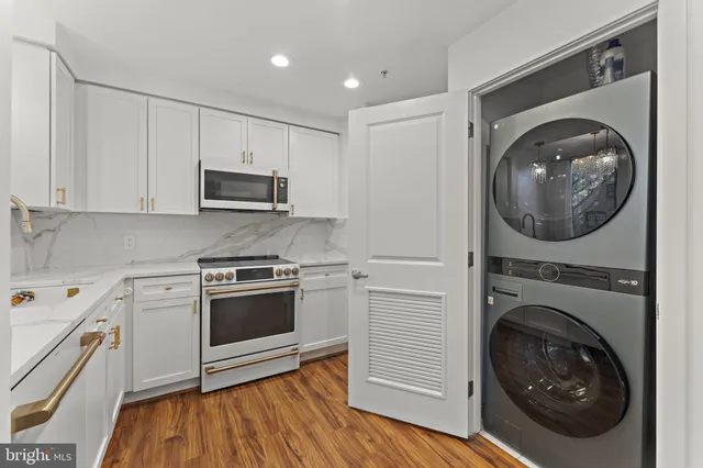 $4,700 | 1536 North Scott Street, Unit TH10, Arlington, VA 22201