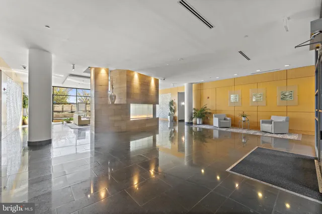 $4,700 | 1536 North Scott Street, Unit TH10, Arlington, VA 22201