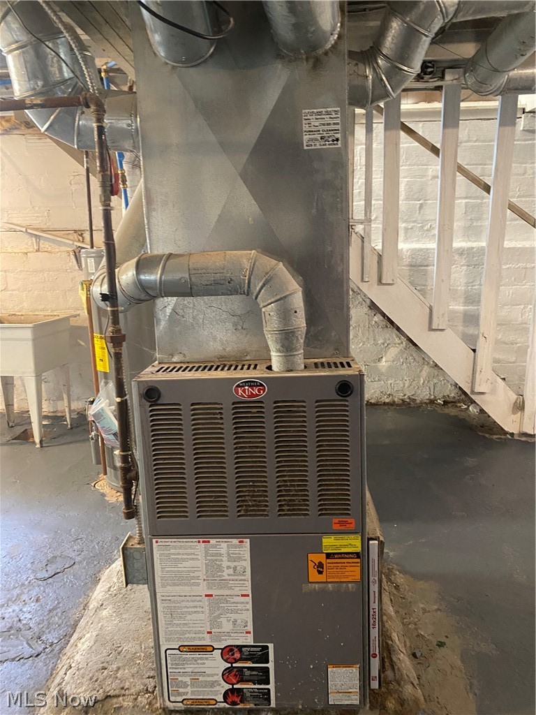 932 Rondel Road Cleveland, OH 44110 - Photo 15 of 16 Furnace
