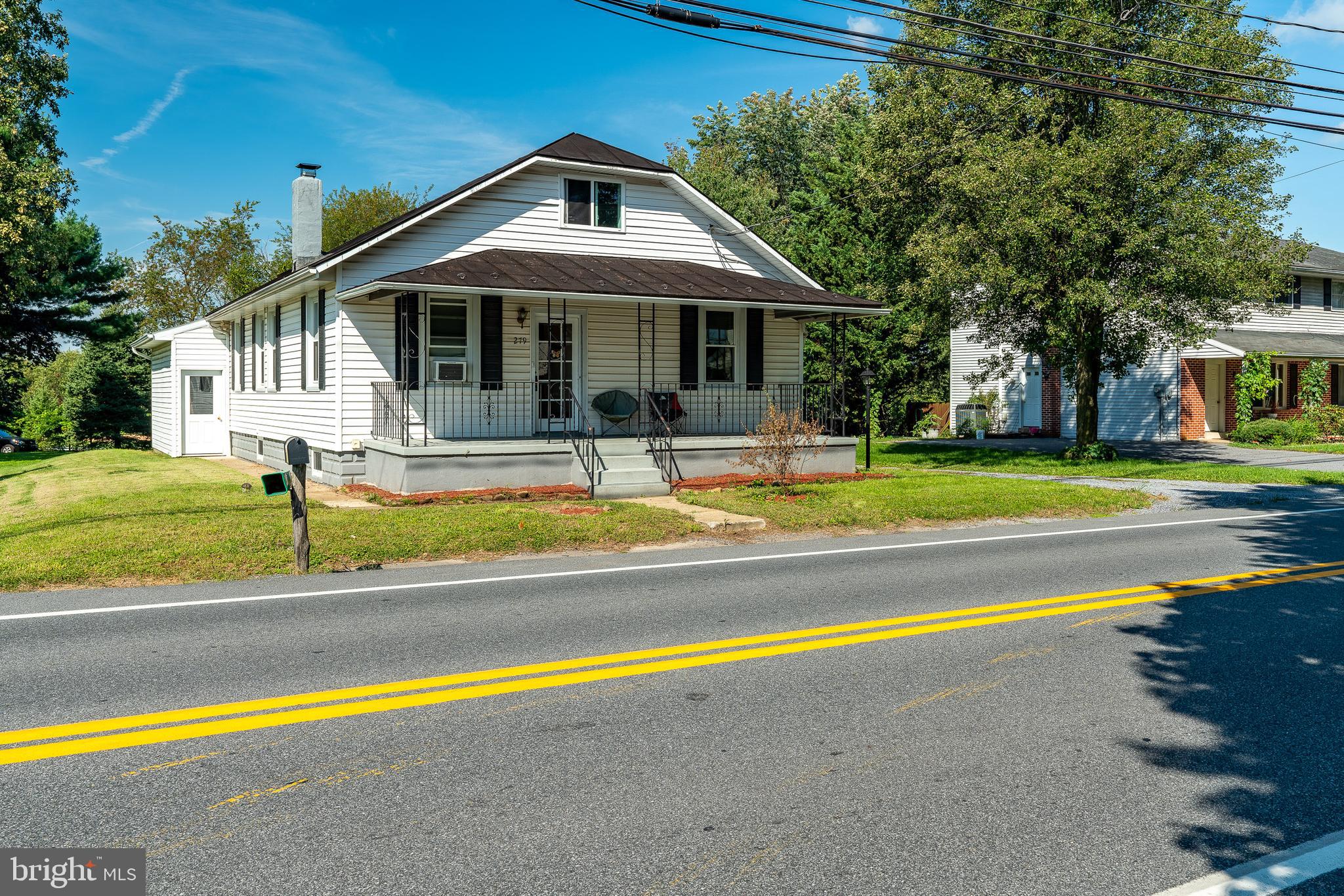 279 Maytown Road Elizabethtown, PA 17022 - Photo 1 of 36 Welcome to 279 Maytown Road!