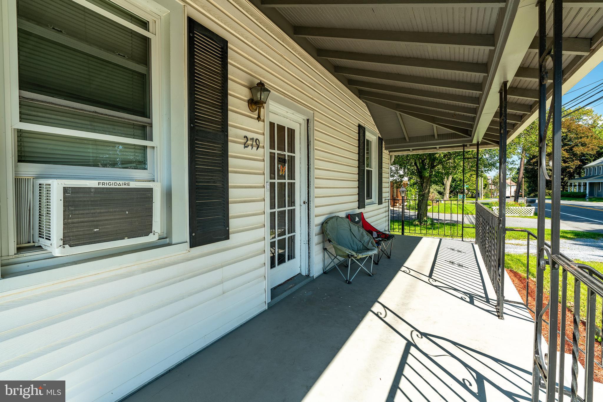 279 Maytown Road Elizabethtown, PA 17022 - Photo 8 of 36