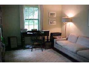 22 Faculty Road Durham, NH 03824 - Photo 2 of 6