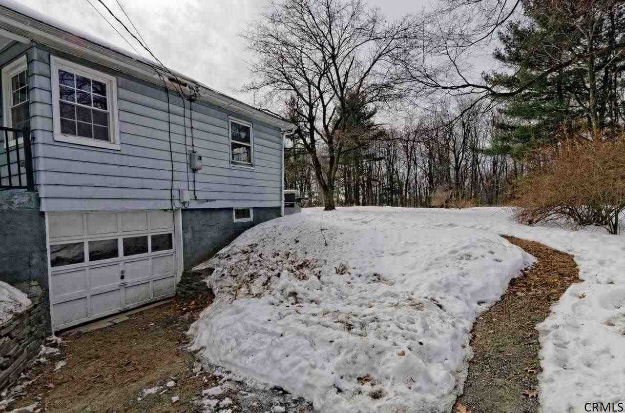 22 Reynolds Road Troy, NY 12180 - Photo 22 of 24 Photo 22