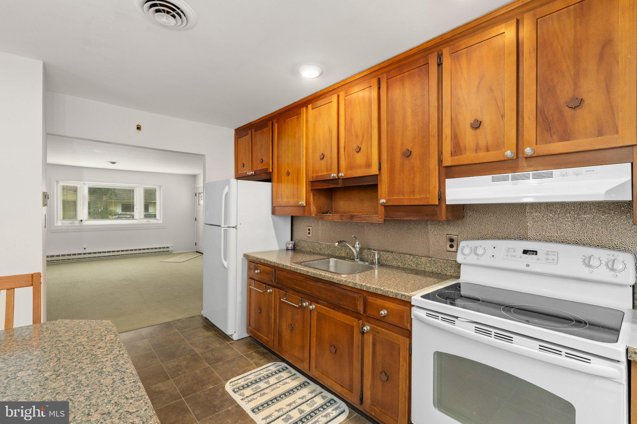 3 Wyoming Avenue Whiting, NJ 08759 - Photo 6 of 26 Kitchen View