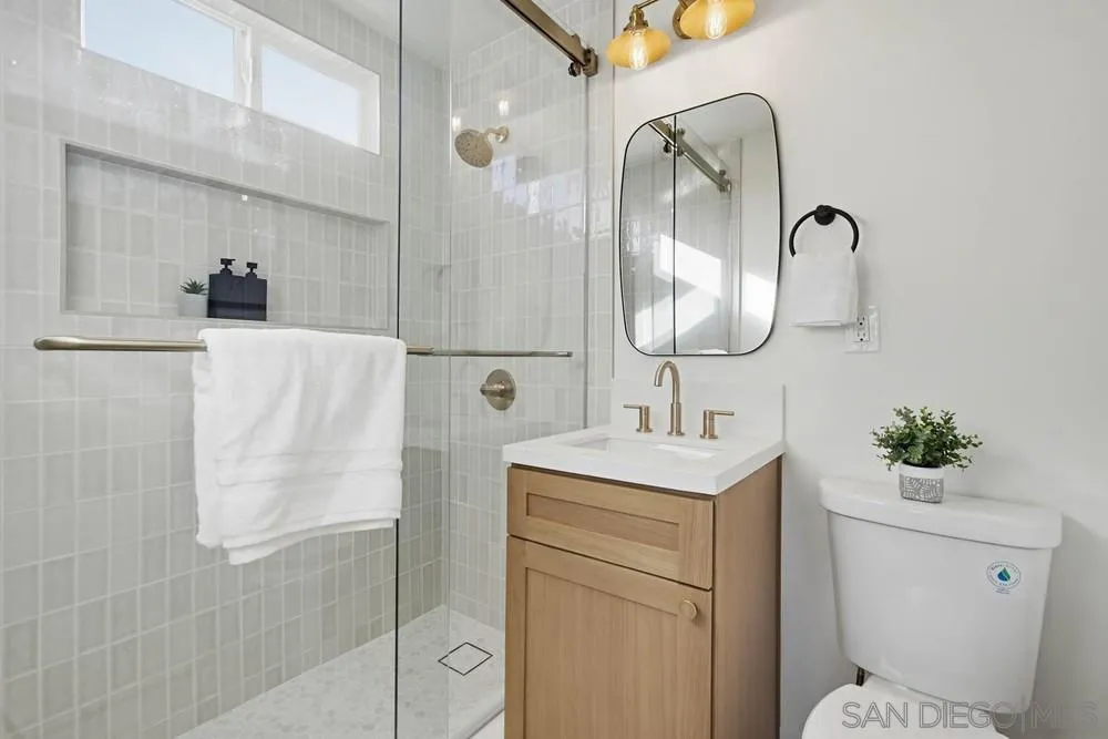 13015 Carriage Road Poway, CA 92064 - Photo 18 of 30