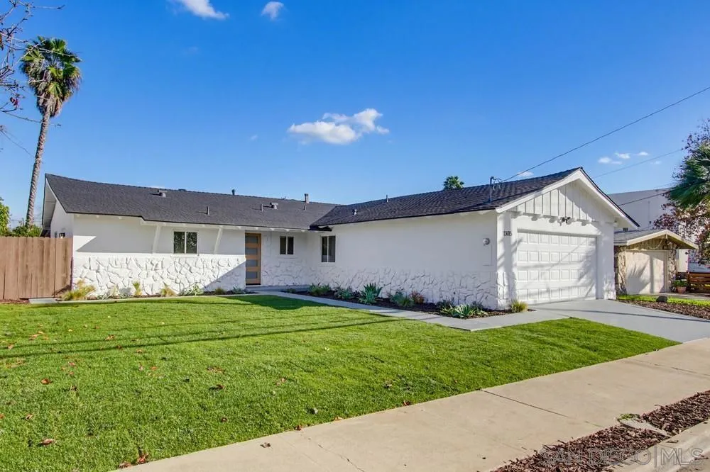 13015 Carriage Road Poway, CA 92064 - Photo 3 of 30