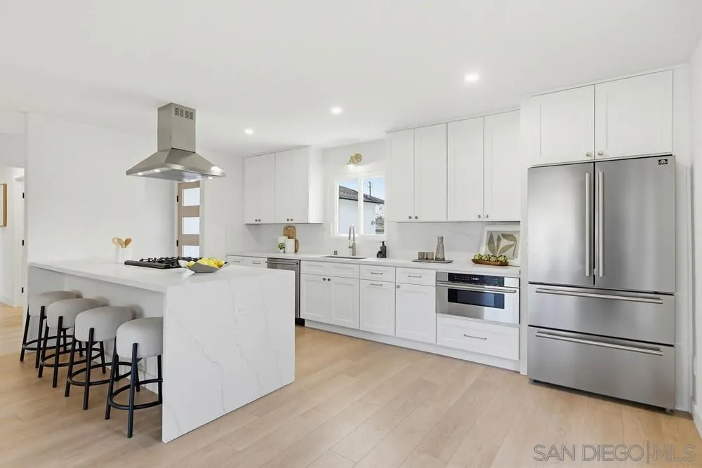 13015 Carriage Road Poway, CA 92064 - Photo 10 of 30