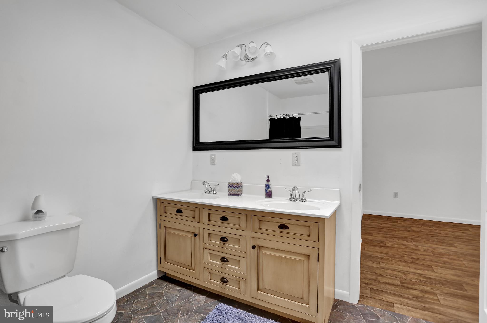 1131 Station Road Palm, PA 18070 - Photo 22 of 36 Full bath on 2nd floor