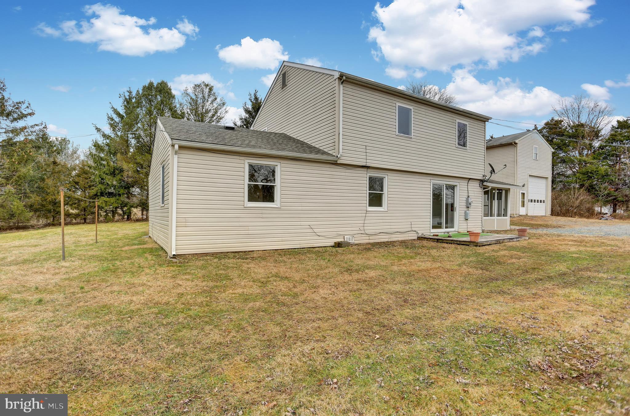 1131 Station Road Palm, PA 18070 - Photo 29 of 36 Side of home
