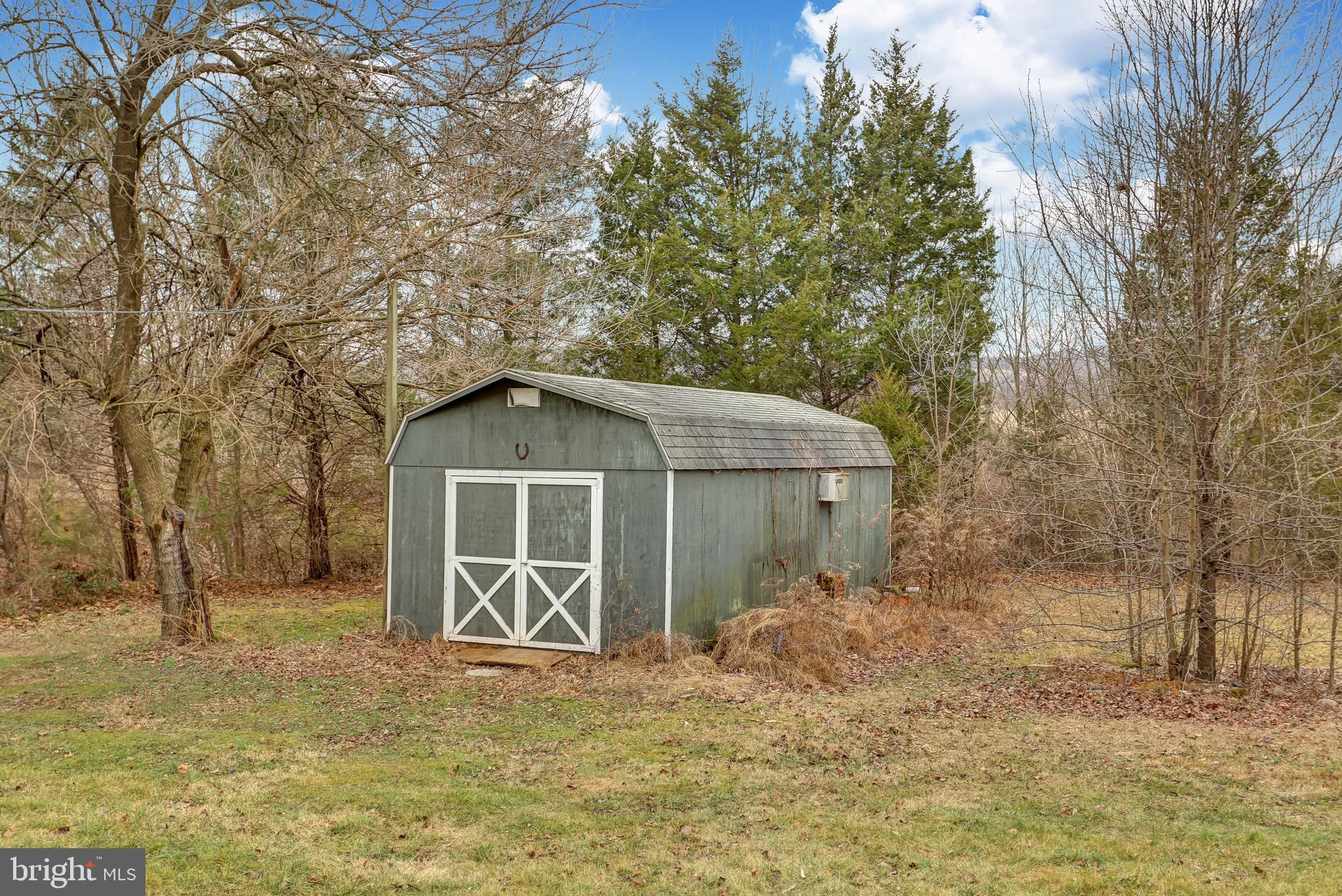 1131 Station Road Palm, PA 18070 - Photo 36 of 36 Storage shed