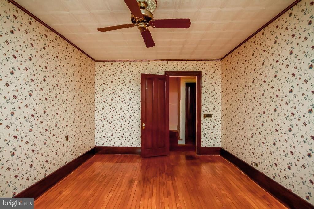 40 Rolling Rd. Baltimore, MD 21228 - Photo 16 of 30 Bedroom