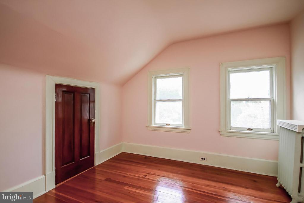 40 Rolling Rd. Baltimore, MD 21228 - Photo 18 of 30 Bedroom