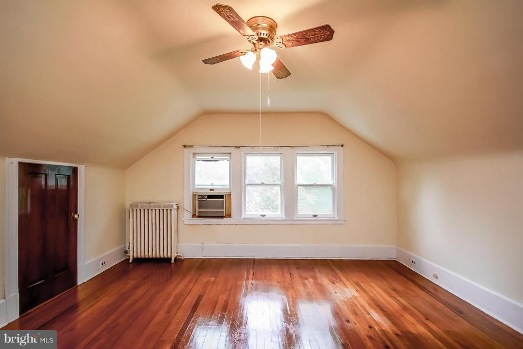 40 Rolling Rd. Baltimore, MD 21228 - Photo 21 of 30 Bedroom