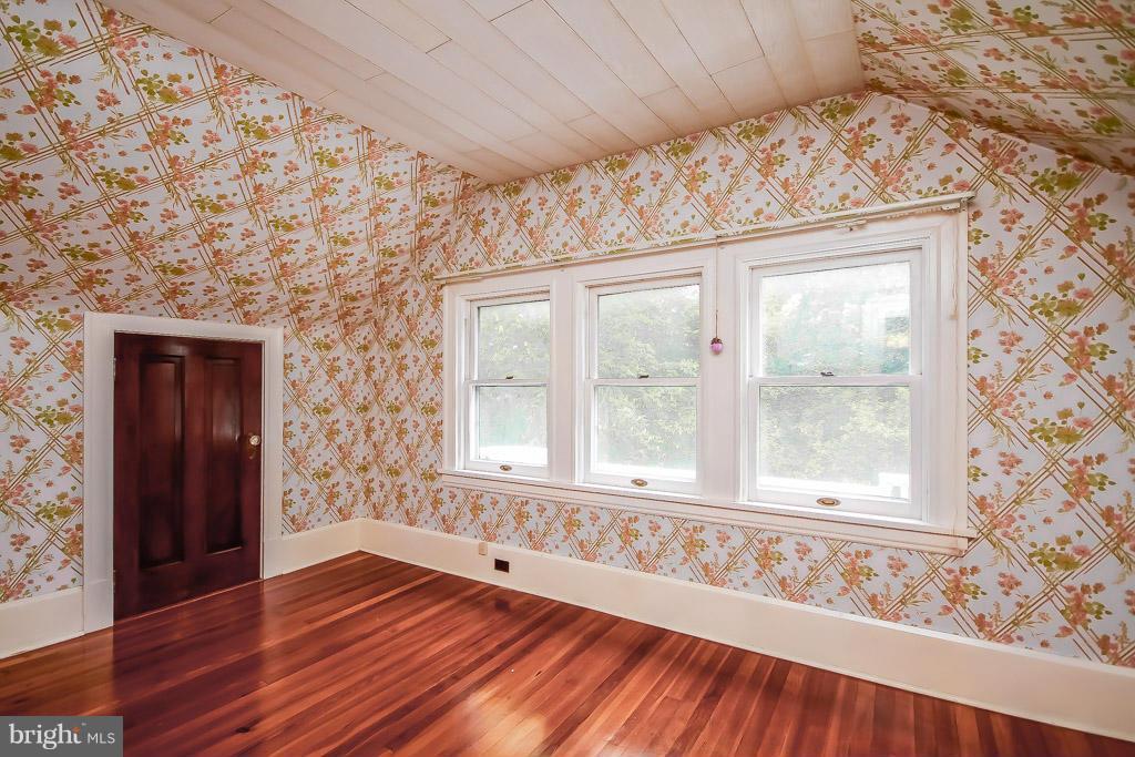 40 Rolling Rd. Baltimore, MD 21228 - Photo 22 of 30 Bedroom