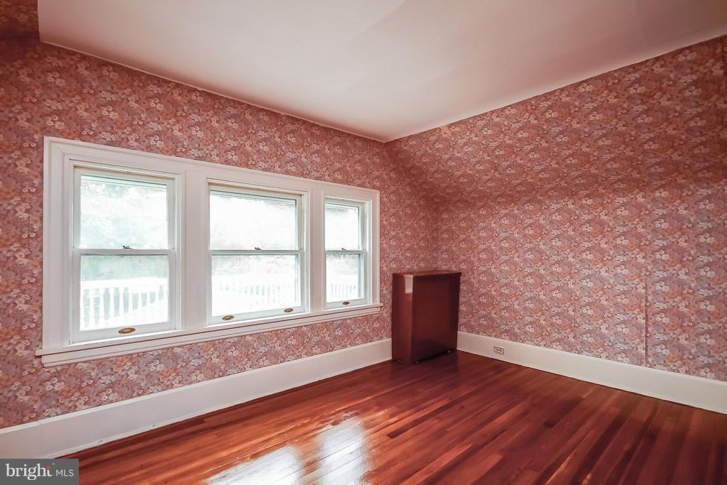 40 Rolling Rd. Baltimore, MD 21228 - Photo 24 of 30 Bedroom