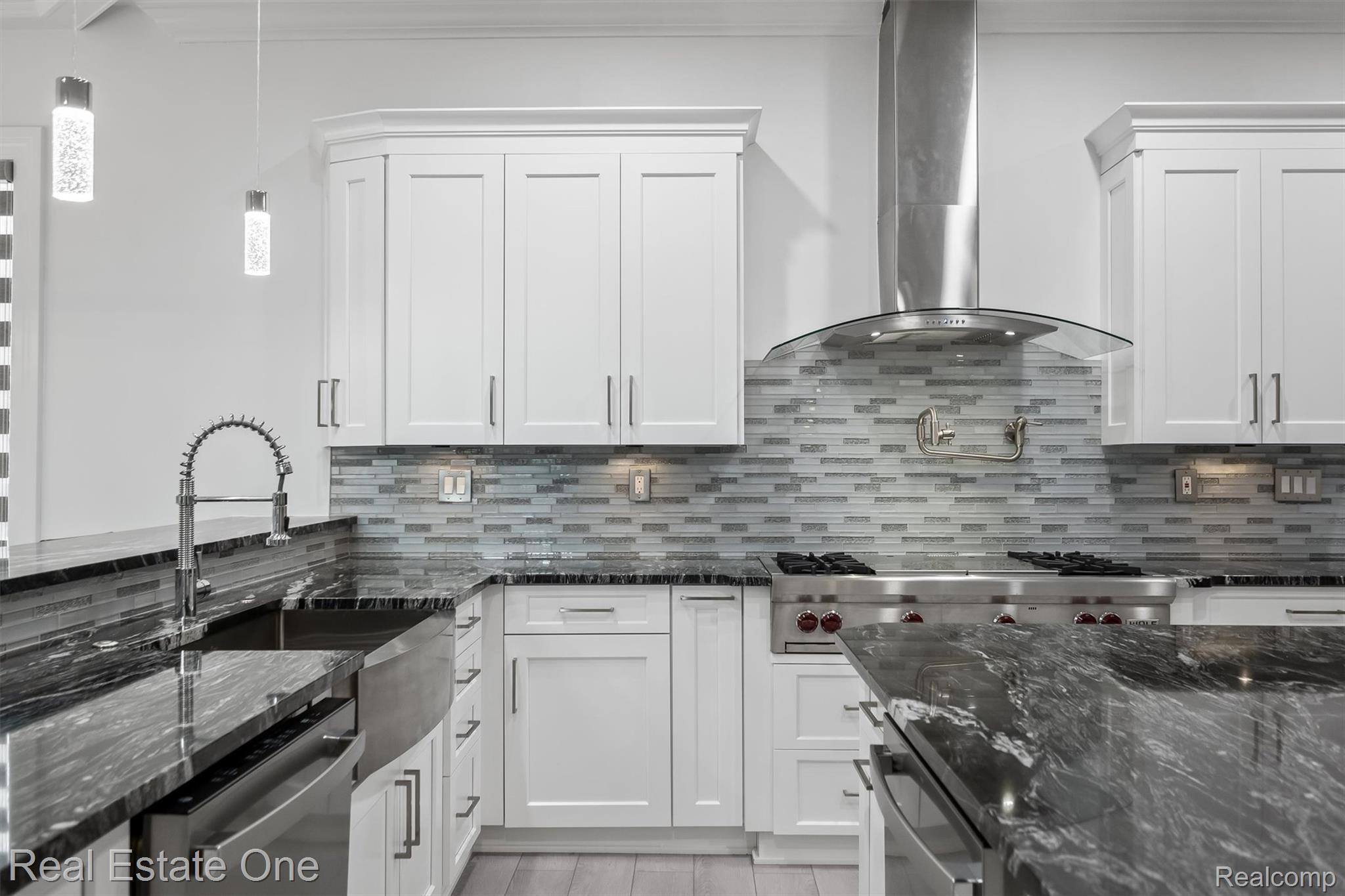 1343 Orchard Ridge Road Bloomfield Hills, MI 48304 - Photo 13 of 58 068-Orchard Ridge-28.jpg