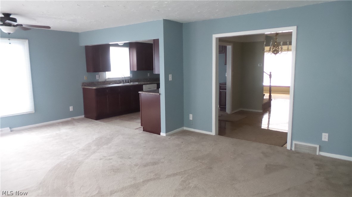 4118 Stonehaven Road Cleveland, OH 44121 - Photo 9 of 29