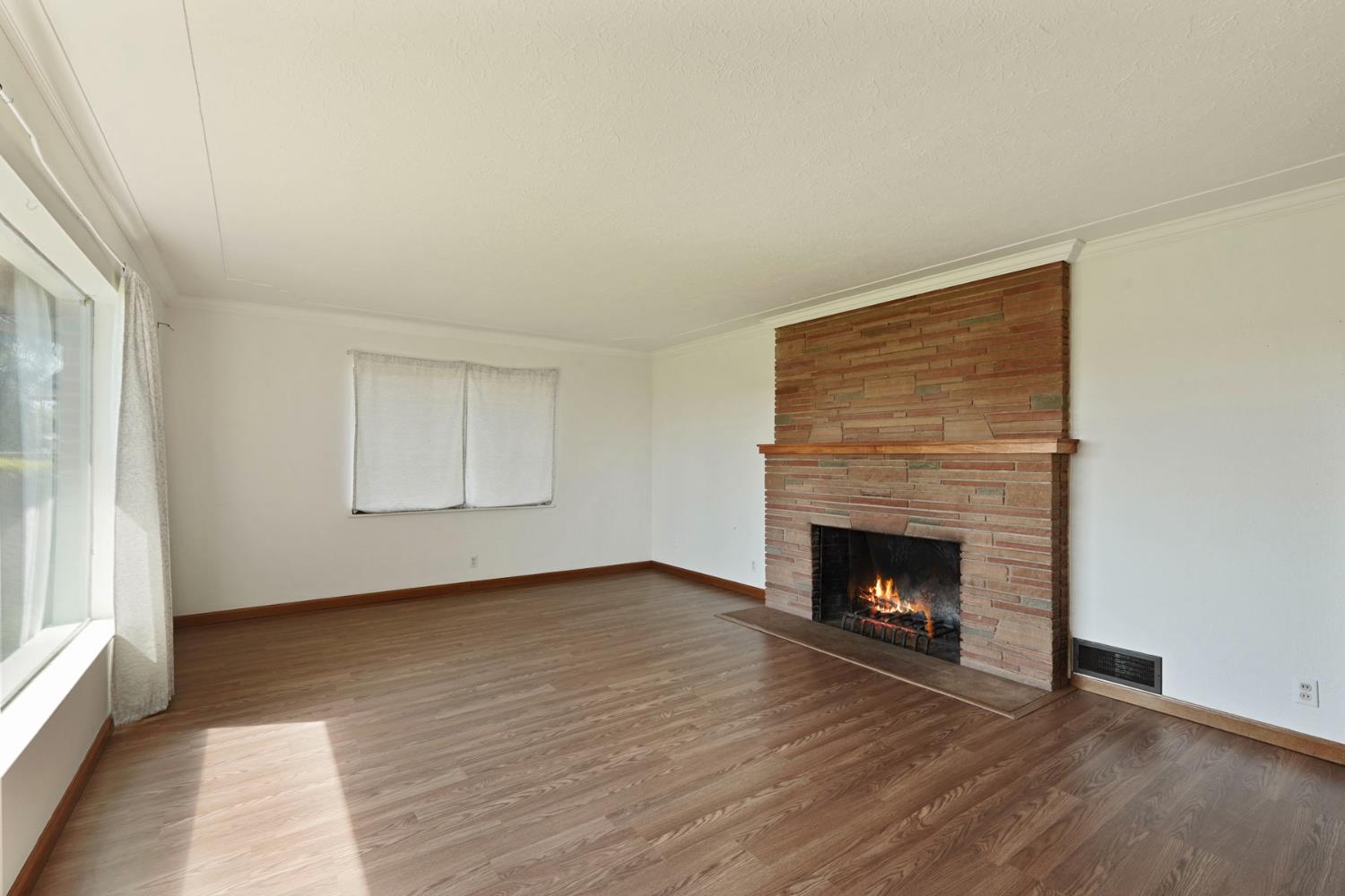 2489 Beecher Road Stockton, CA 95215 - Photo 6 of 41