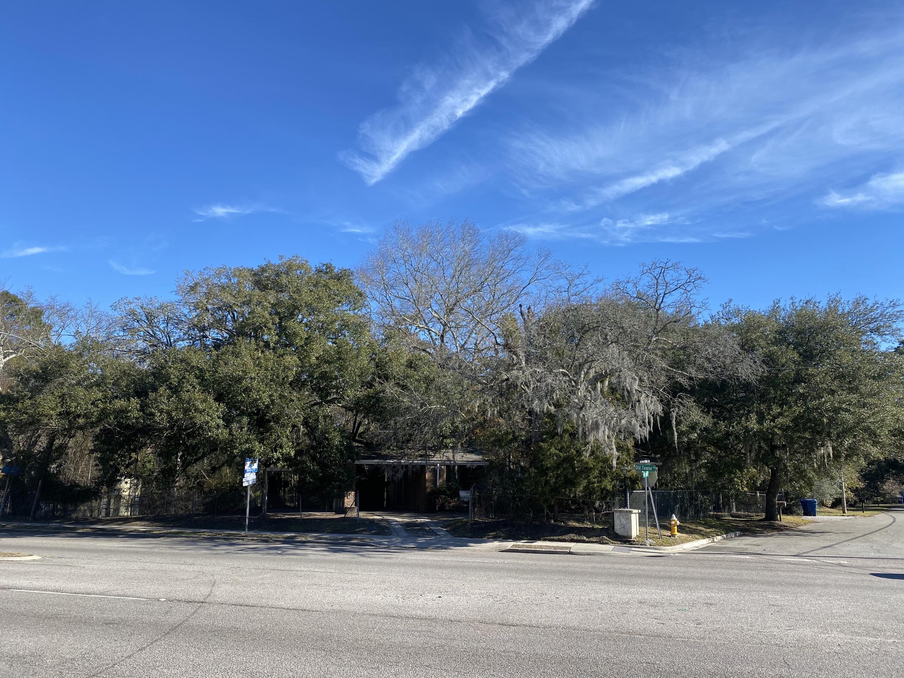 1136 Old Towne Road Charleston, SC 29407 - Photo 12 of 13 Photo Jan 29, 10 23 41 AM