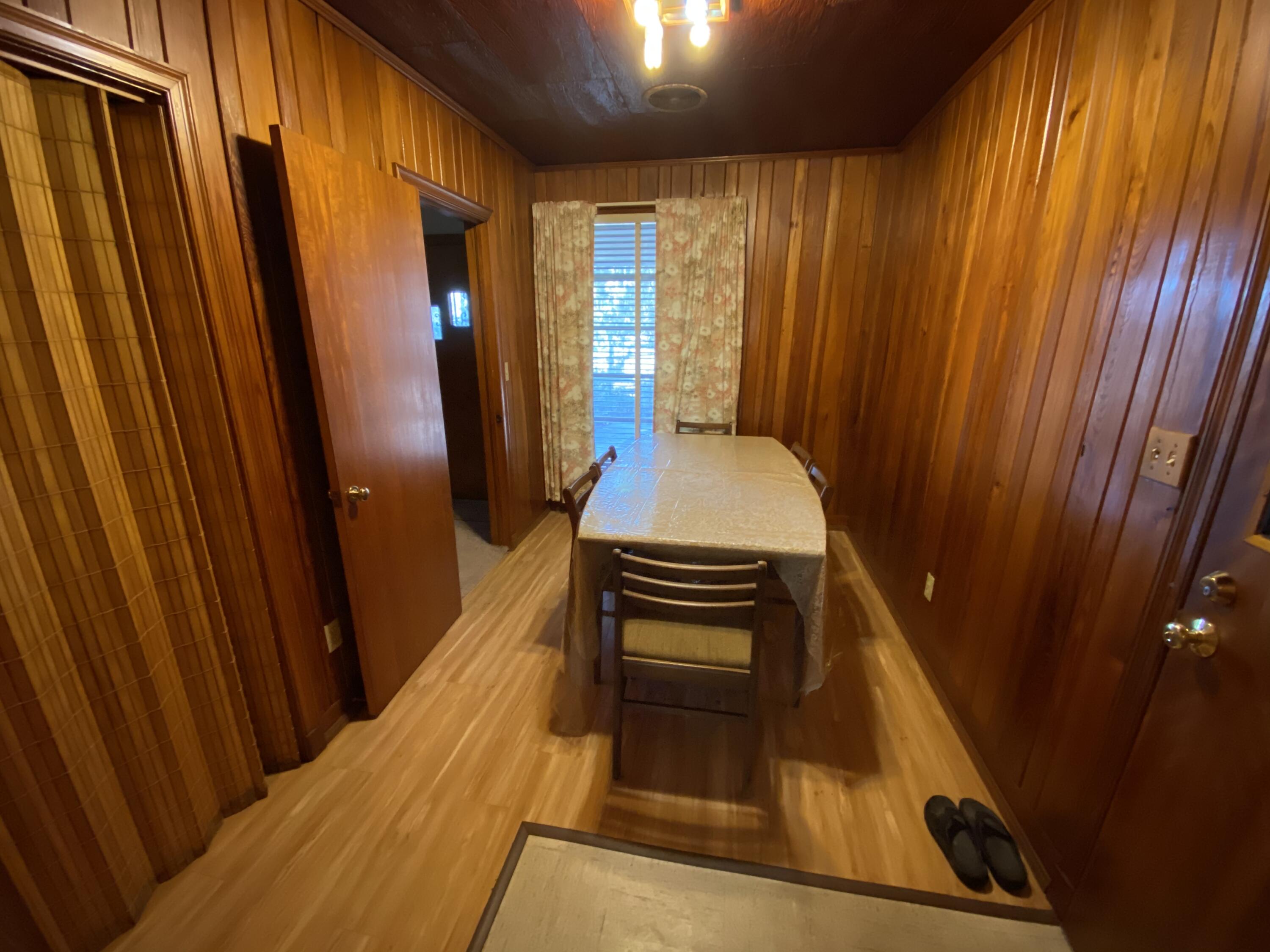 1136 Old Towne Road Charleston, SC 29407 - Photo 5 of 13 Photo Jan 29, 10 10 12 AM