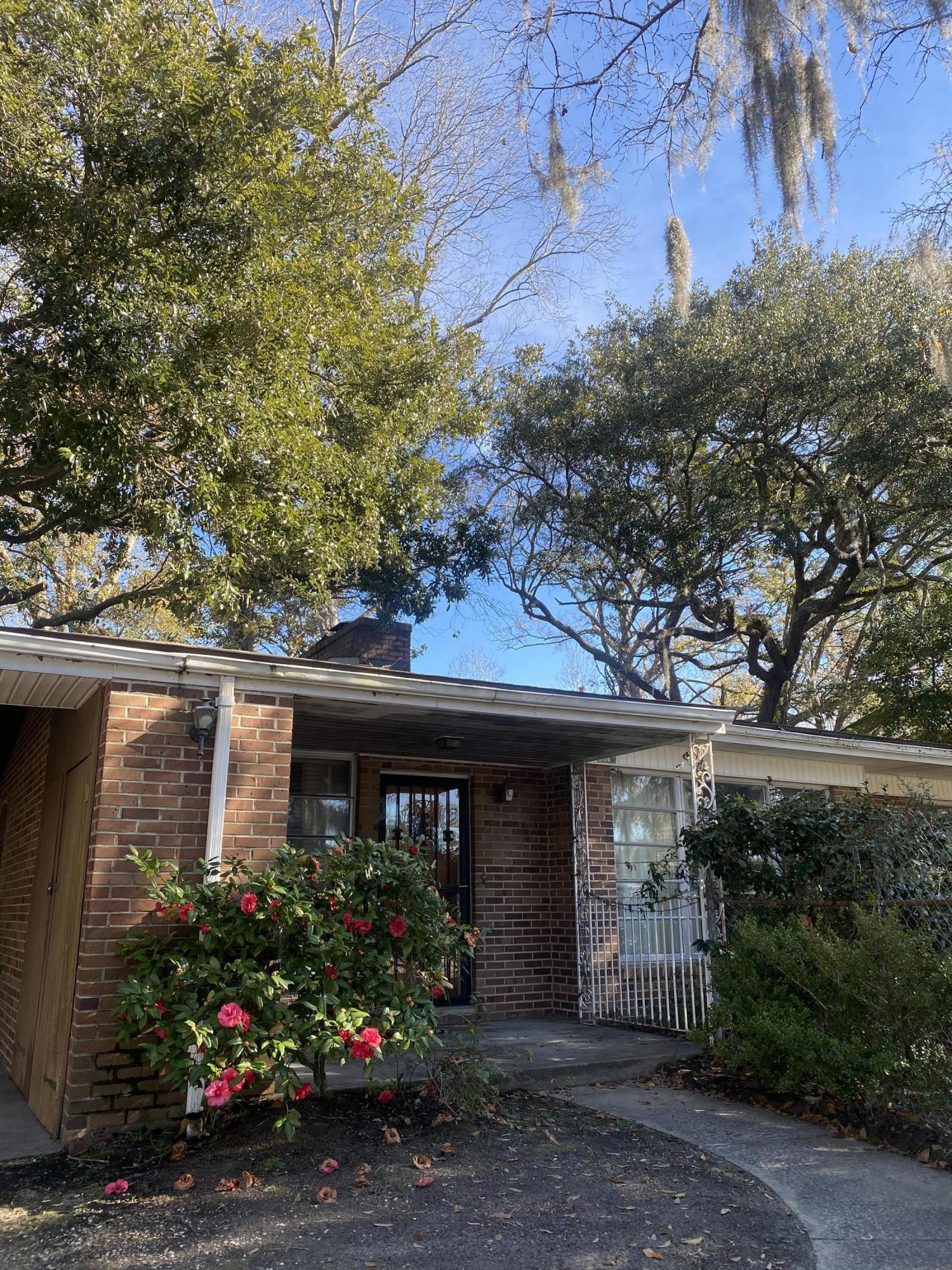 1136 Old Towne Road Charleston, SC 29407 - Photo 10 of 13 Photo Jan 29, 10 19 52 AM