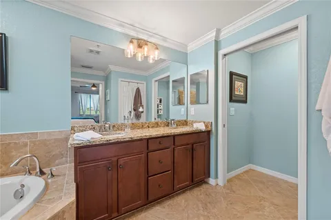 $405,000 | 5517 Palmer Circle, Unit 106, Bradenton, FL 34211