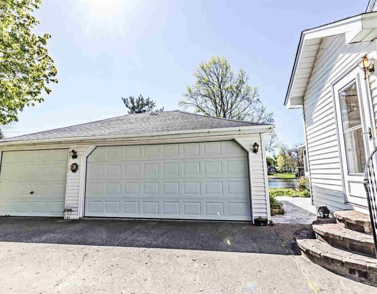 414 Riverside Drive Linden, MI 48451 - Photo 25 of 40 21291023-24.JPG