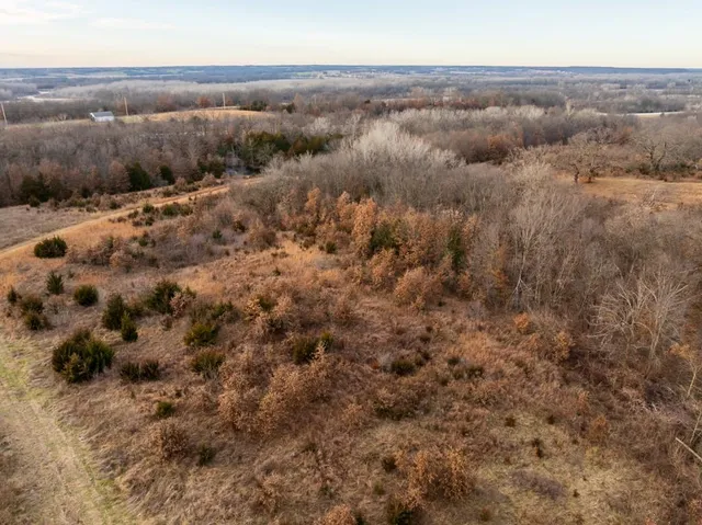 $389,000 | 18 Northeast 100th Avenue, Spickard, MO 64679