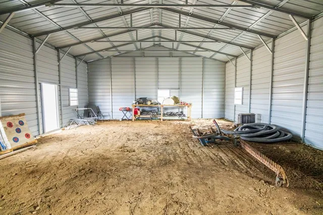 $389,000 | 18 Northeast 100th Avenue, Spickard, MO 64679