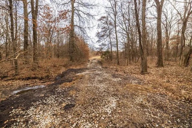 $389,000 | 18 Northeast 100th Avenue, Spickard, MO 64679