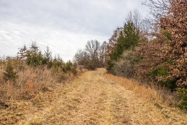 $389,000 | 18 Northeast 100th Avenue, Spickard, MO 64679