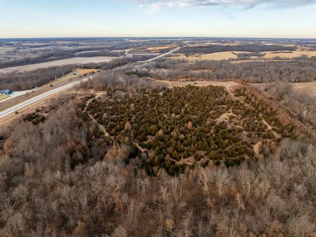 $389,000 | 18 Northeast 100th Avenue, Spickard, MO 64679