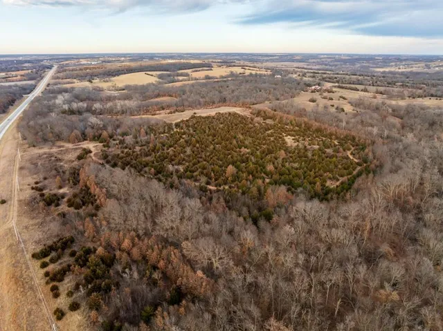 $389,000 | 18 Northeast 100th Avenue, Spickard, MO 64679