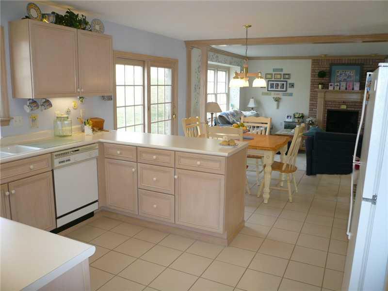 441 Pinkerton Road Wexford, PA 15090 - Photo 8 of 23 Kitchen.