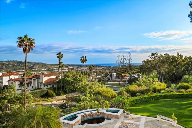 a view of a street in front of building
