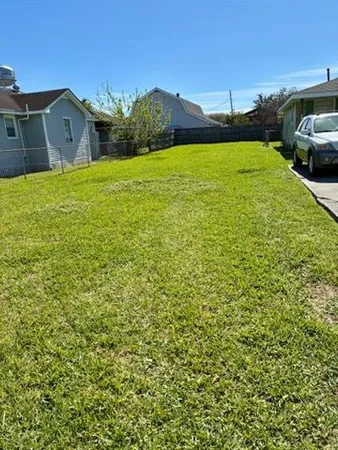 $28,000 | Lot #11 Ave F Street, Westwego, LA 70094