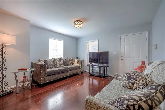 $222,900 | 1610 East 37th Street, Kansas City, MO 64109