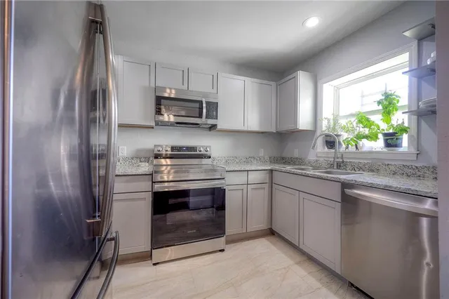 $222,900 | 1610 East 37th Street, Kansas City, MO 64109