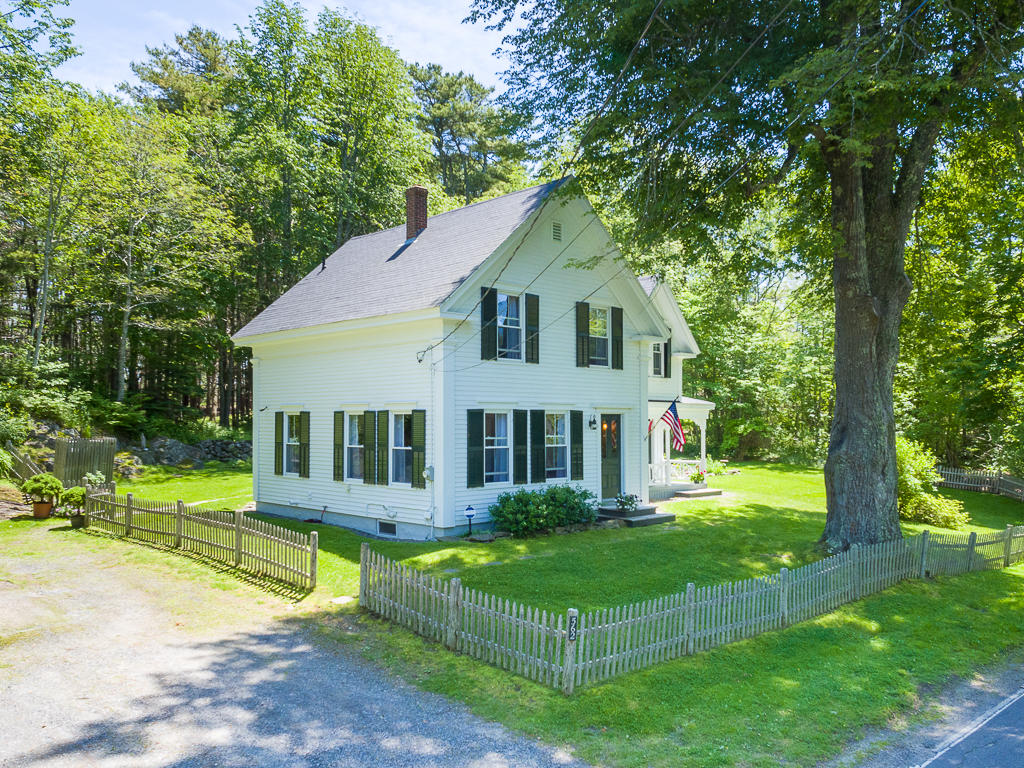562 Ocean Point Road Boothbay, ME 04544 - Photo 4 of 37 562 Ocean Point Rd. East Boothbay, ME_(1