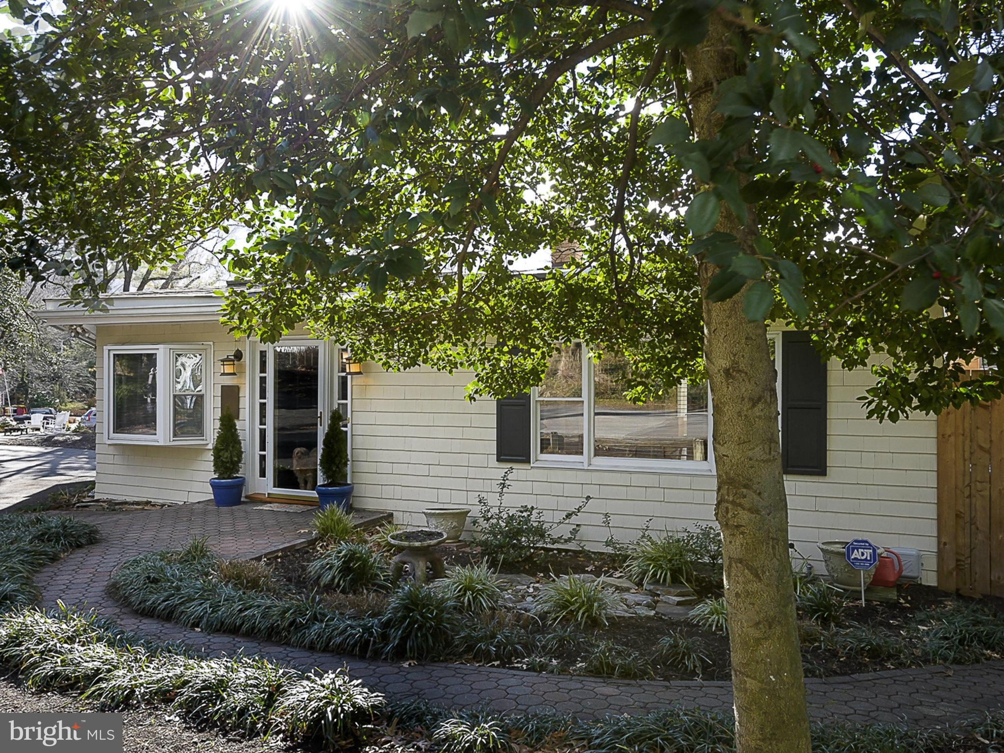 4 Ridout Road Severna Park, MD 21146 - Photo 1 of 30 Exterior (Front)
