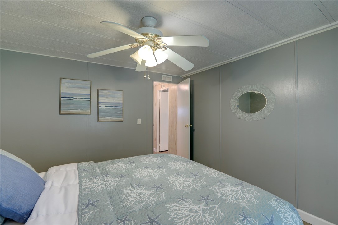 1014 Sebastian Road Barefoot Bay, FL 32976 - Photo 17 of 32 Gallery Image 17