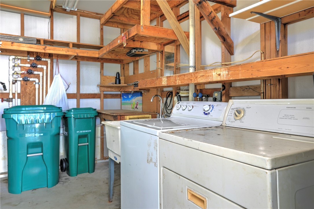 1014 Sebastian Road Barefoot Bay, FL 32976 - Photo 19 of 32 Gallery Image 19
