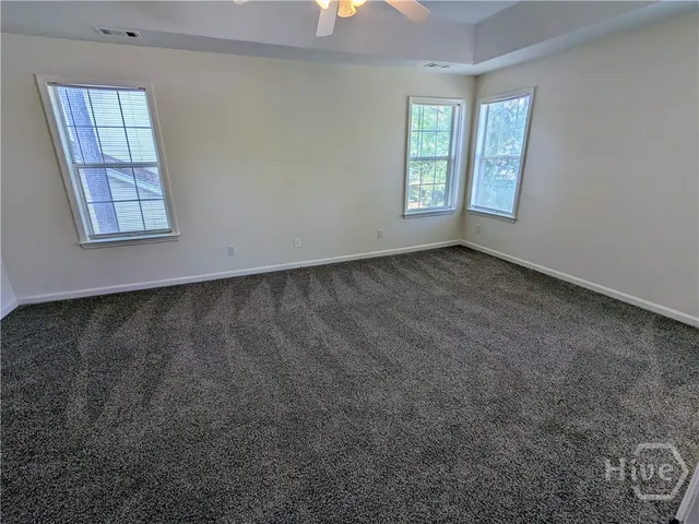 $2,400 | 104 Kings Court, Savannah, GA 31406