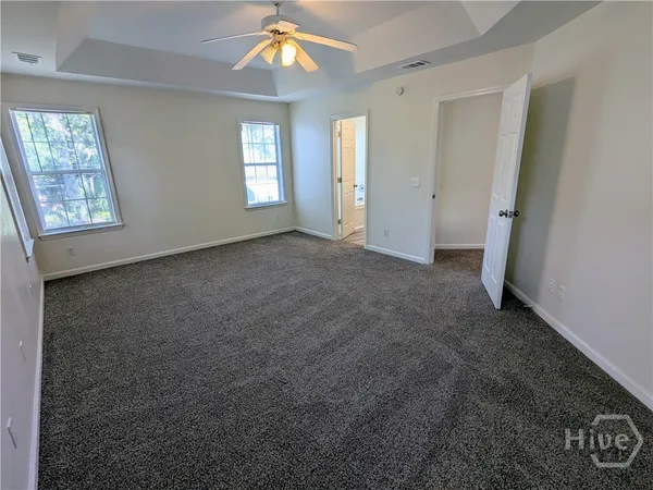 $2,300 | 104 Kings Court, Savannah, GA 31406