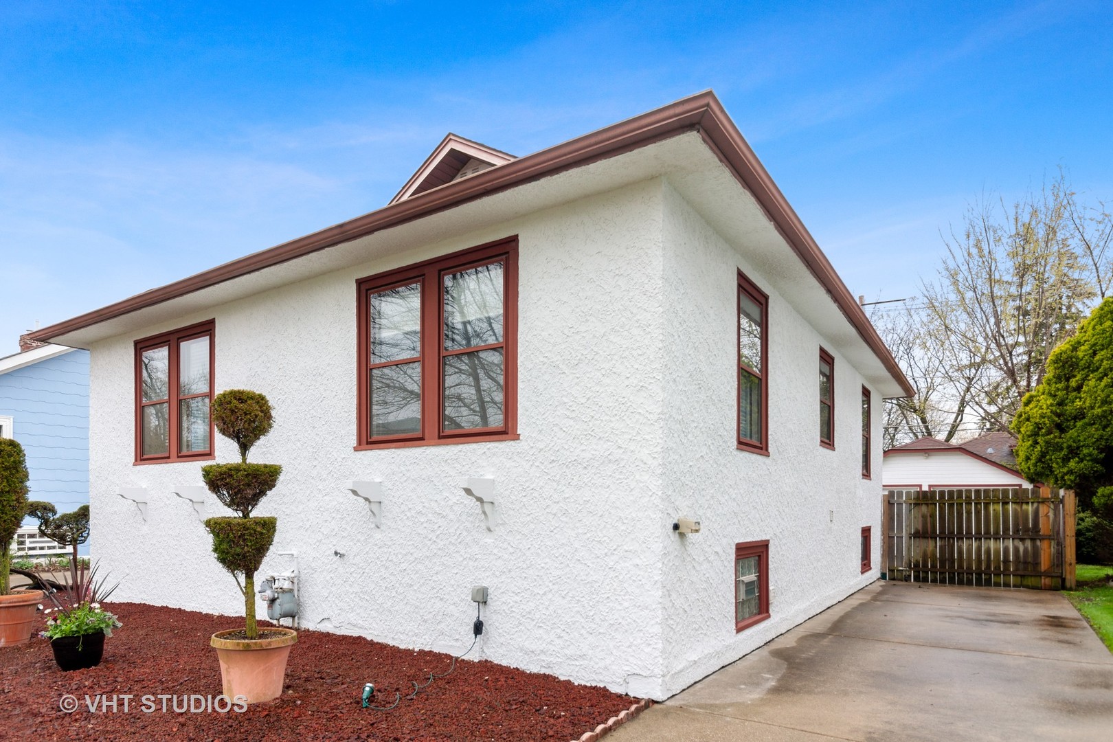 101 East Quincy Street Riverside, IL 60546 - Photo 3 of 20