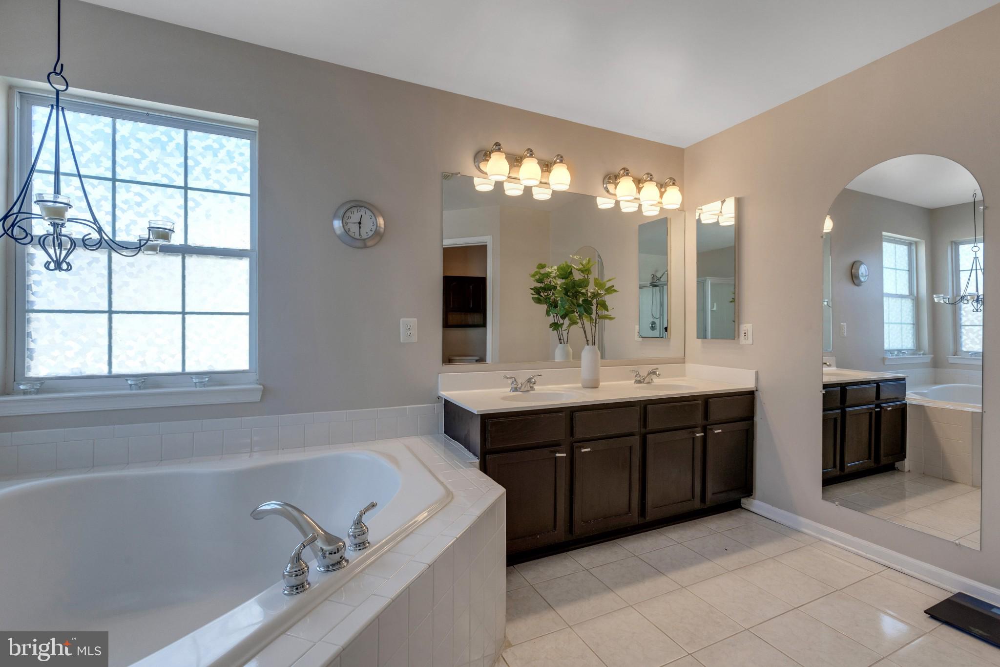 20761 Rainsboro Drive Ashburn, VA 20147 - Photo 14 of 37