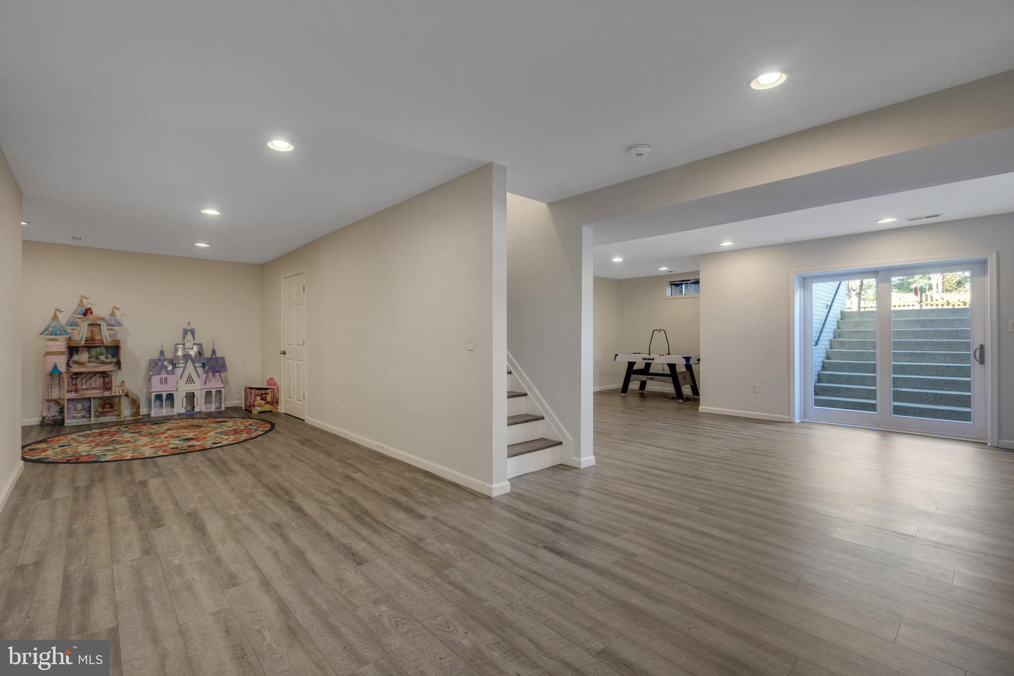 20761 Rainsboro Drive Ashburn, VA 20147 - Photo 23 of 37