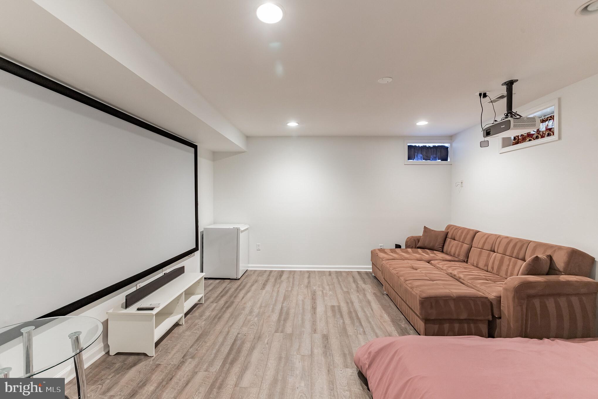 20761 Rainsboro Drive Ashburn, VA 20147 - Photo 24 of 37